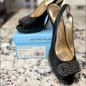 Antonio Melani Sierra Slingbacks